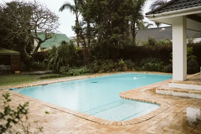 Wilmot Cottages pool
